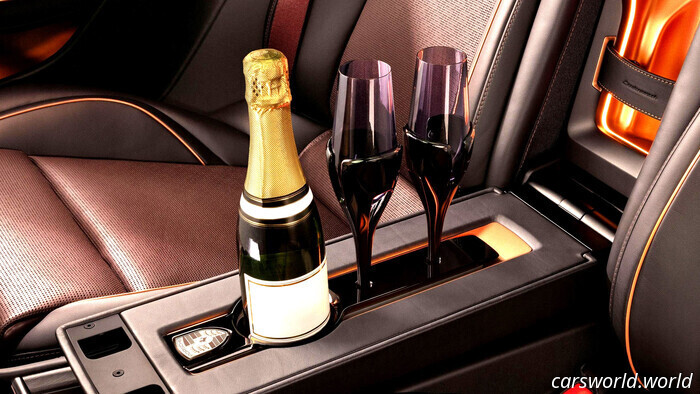 Questa Porsche Panamera è stata costruita per una sola persona e si vede | Carscoops